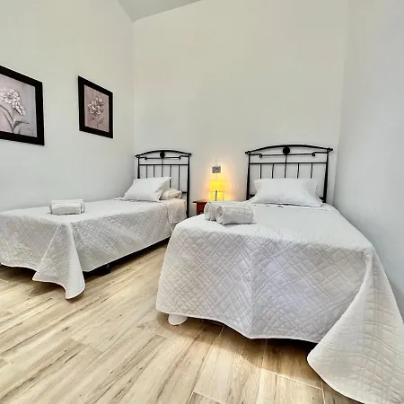 Casa Maita Y Paito Abades (Tenerife)