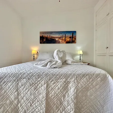 Casa Maita Y Paito Holiday home *